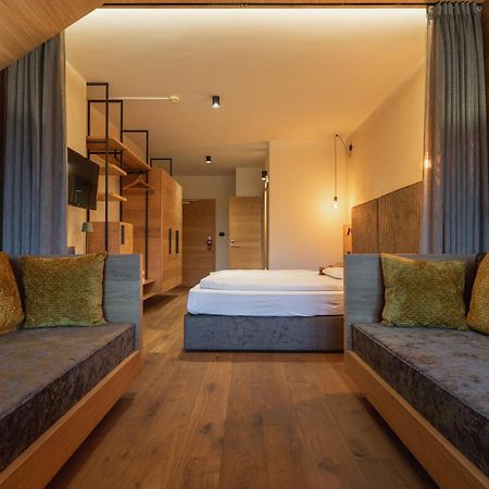 Hotel Krondlhof Μπρούνικο Εξωτερικό φωτογραφία