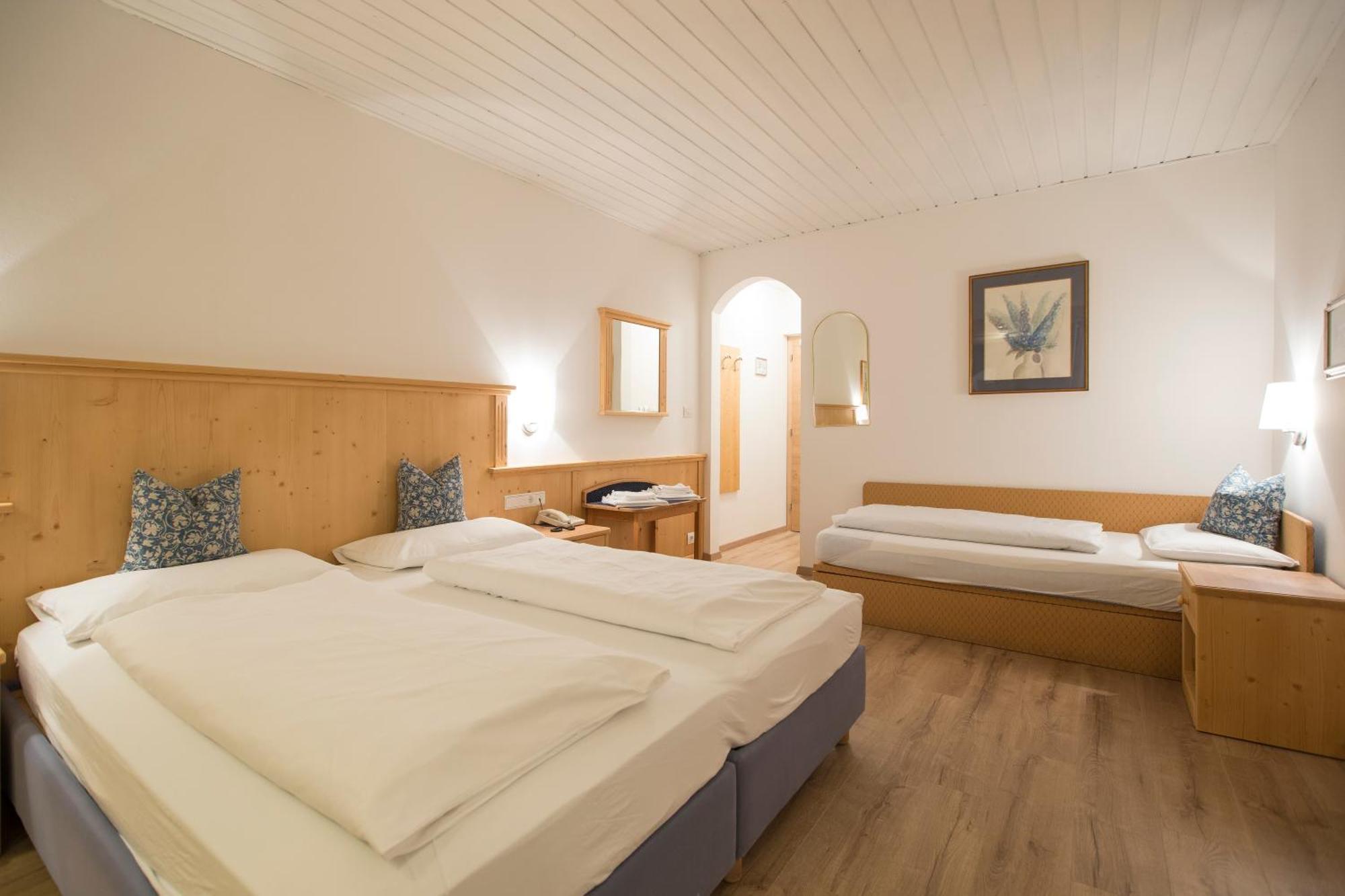 Hotel Krondlhof Μπρούνικο Δωμάτιο φωτογραφία